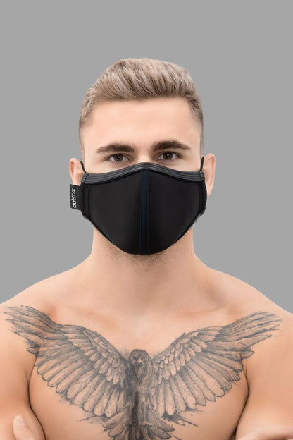 Outtox. Dagelijks masker. Zwart