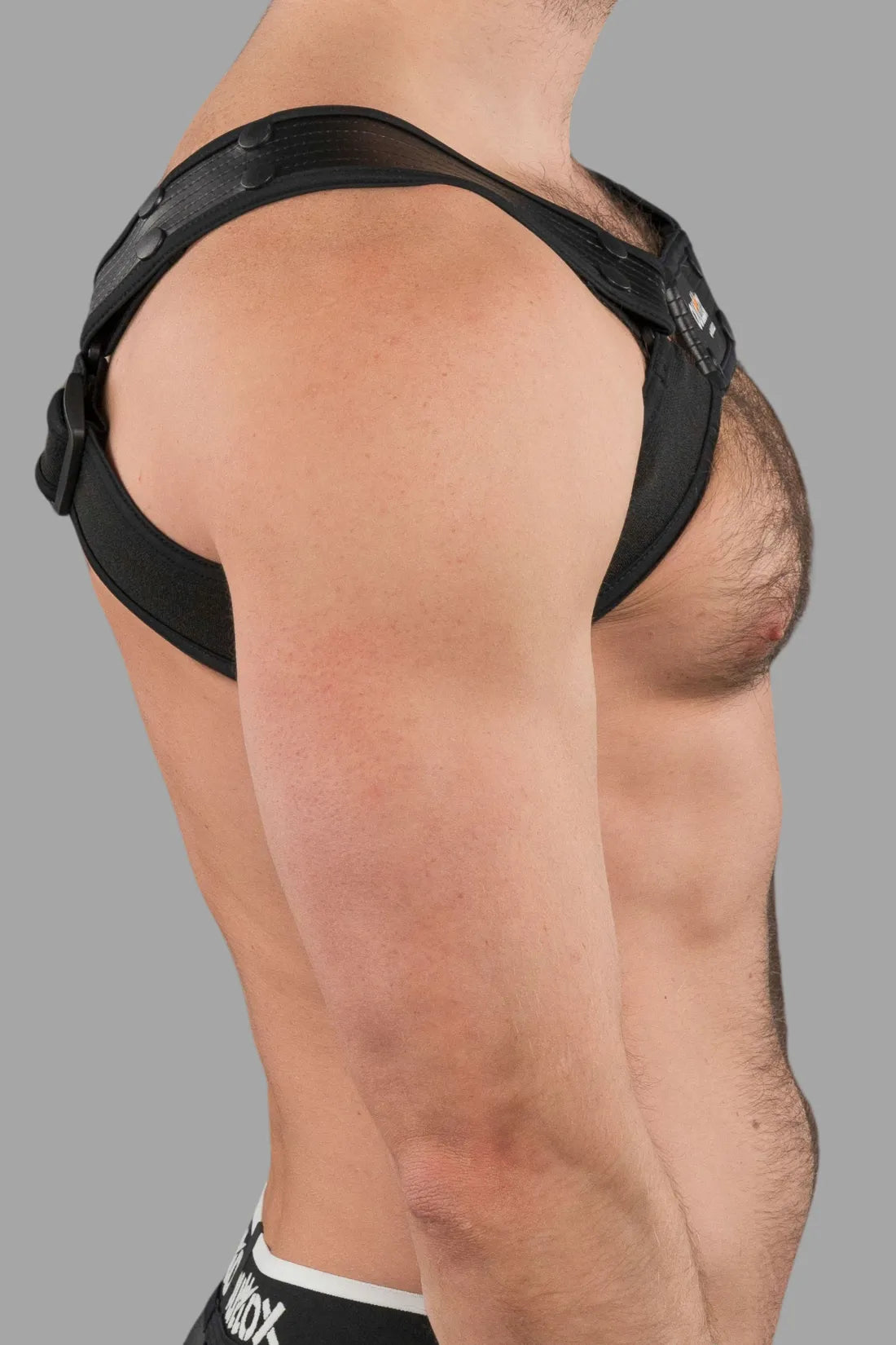 Outtox. Bulldog Harness with Snaps. Black