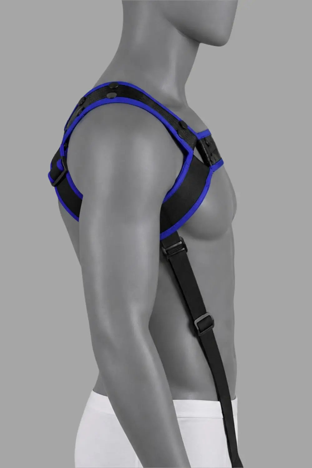 Outtox von Maskulo. Body Harness. Schwarz + Royalblau