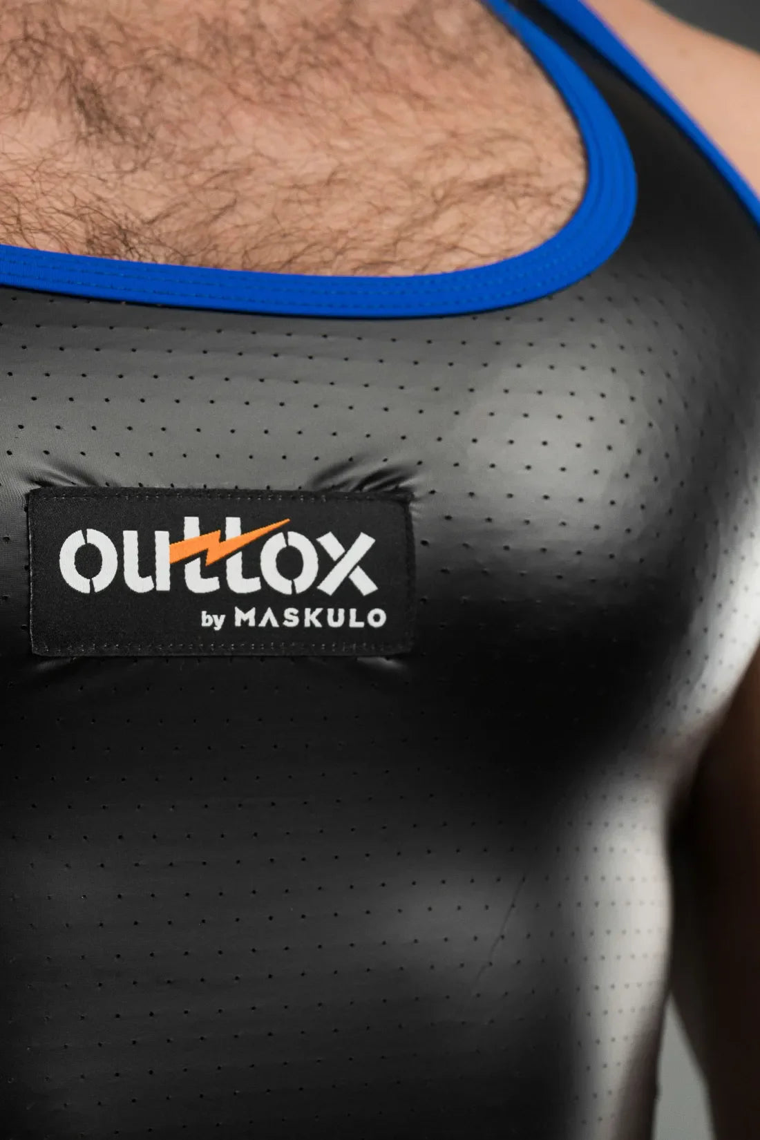 Outtox. Tanktop. Zwart+Blauw