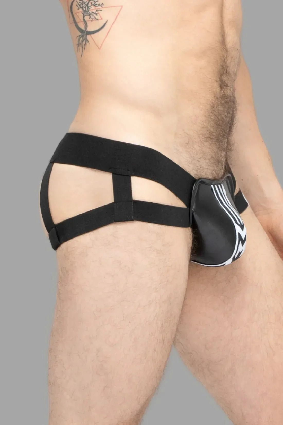 Black and white skull jockstrap for men from Maskulo Global (EU) online store. Stylish adult male underwear accessory with skull design.